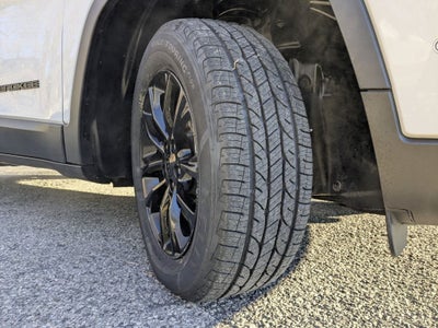 2023 Jeep Cherokee Altitude Lux 4x4