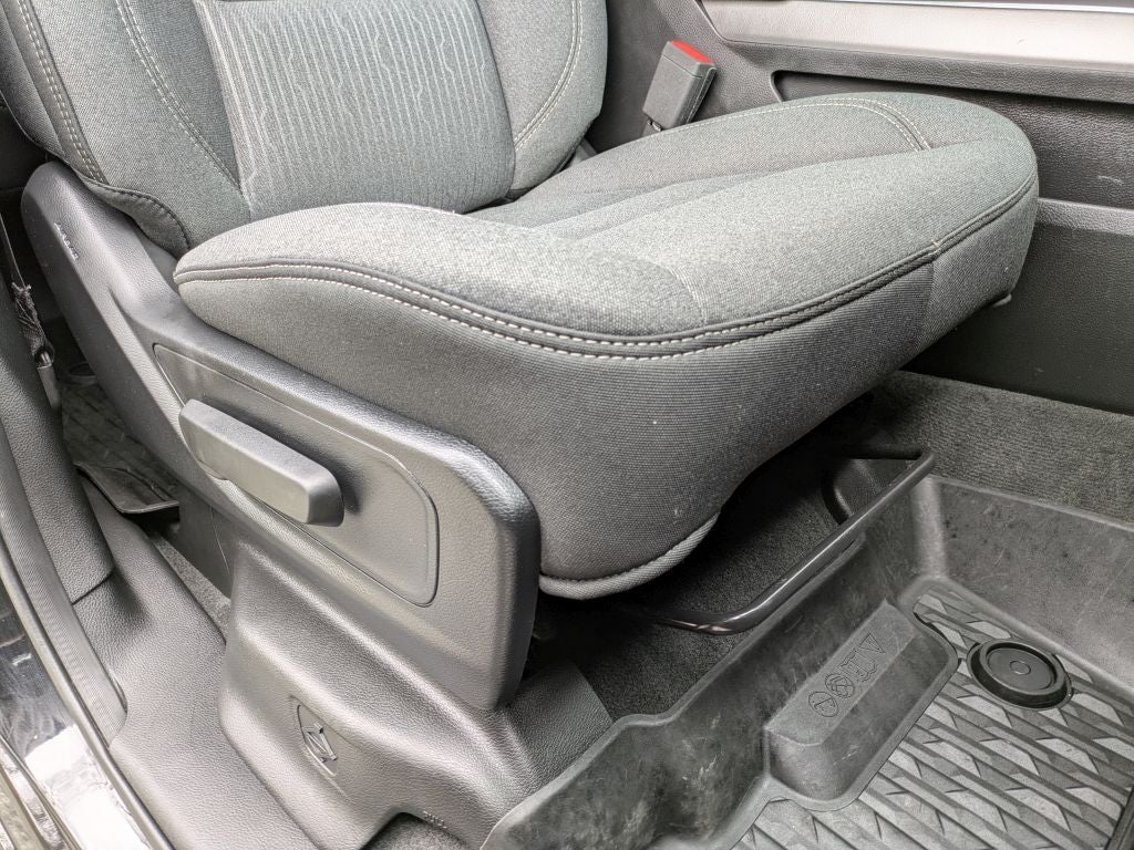 2021 RAM 1500 Big Horn Quad Cab 4x4 6'4" Box