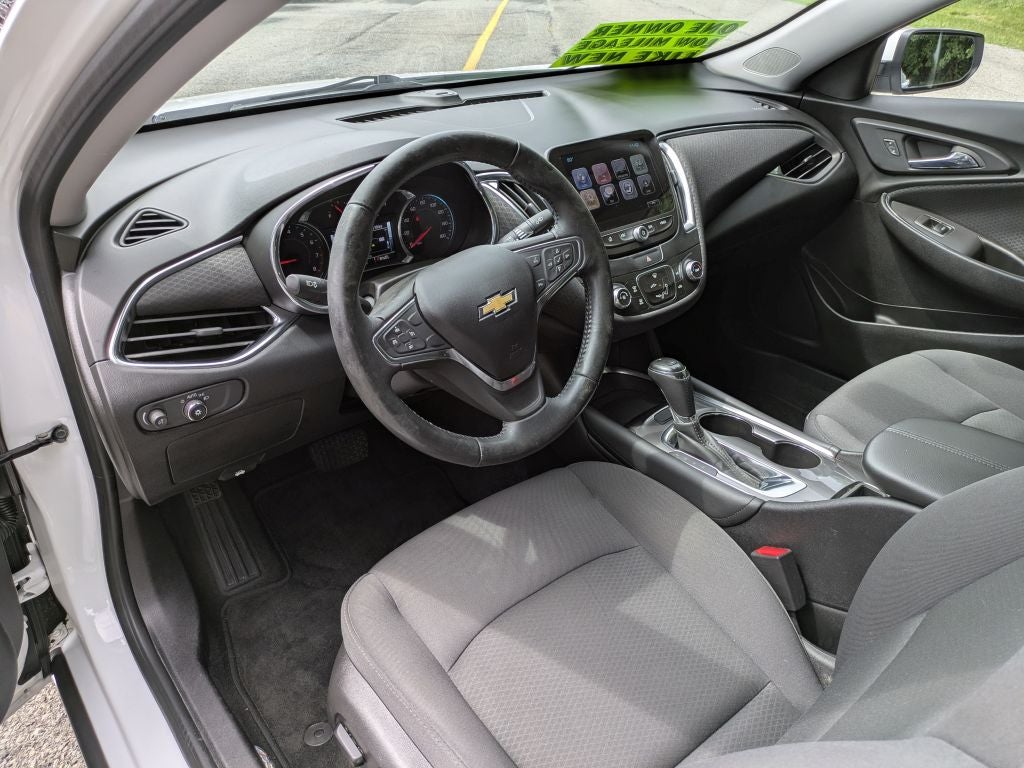 2017 Chevrolet Malibu LT