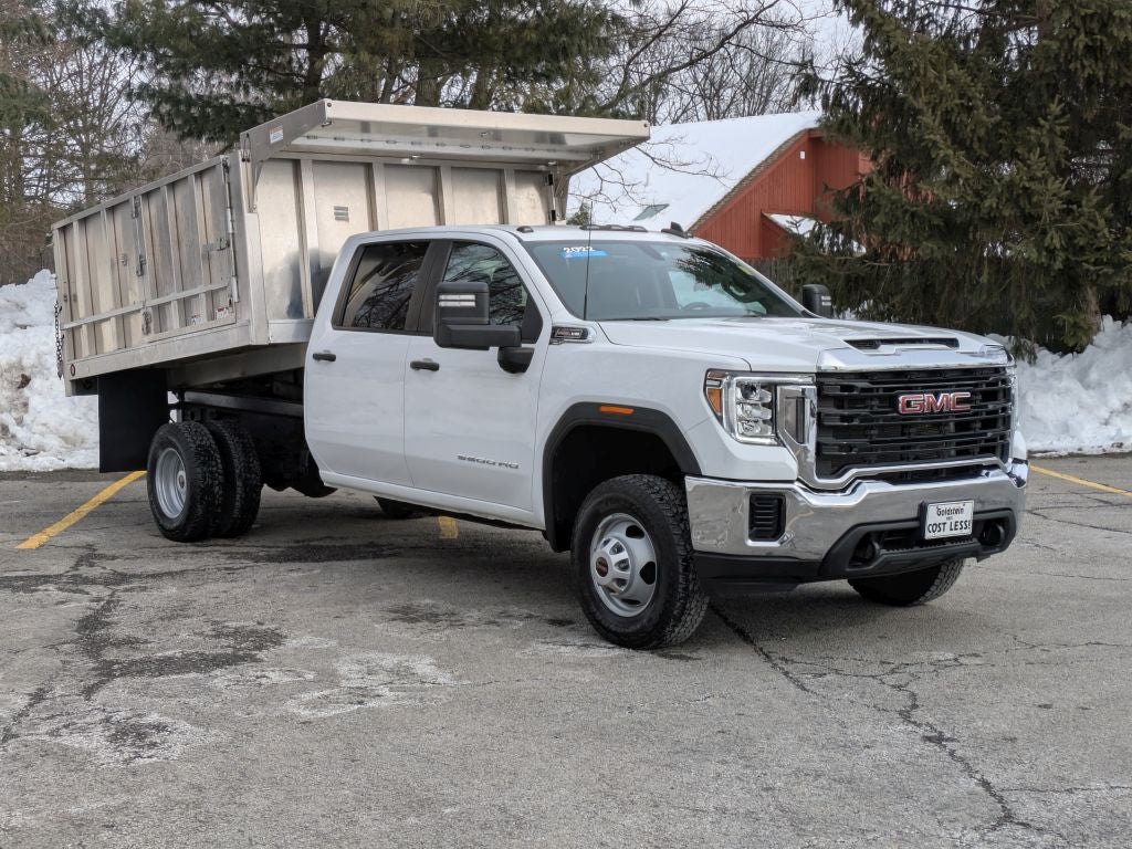 2022 GMC Sierra 3500 HD Chassis Cab Pro
