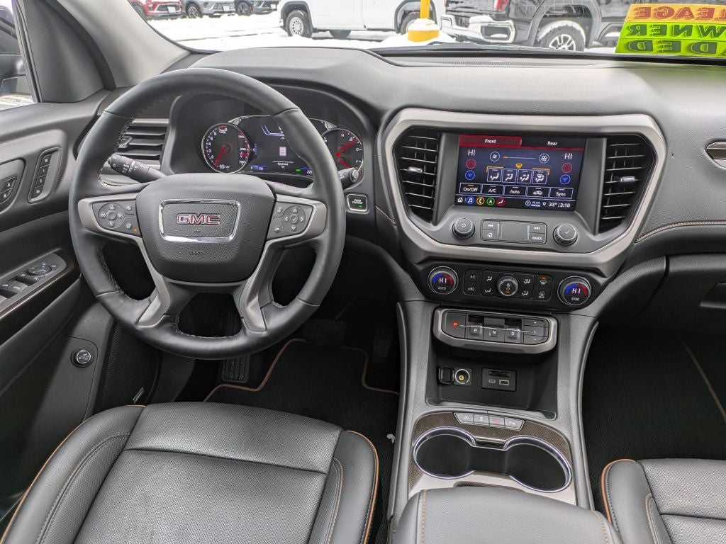 2023 GMC Acadia AT4