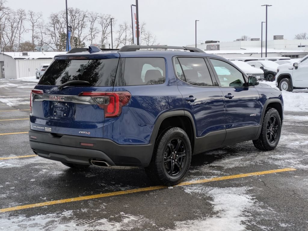 2023 GMC Acadia AT4