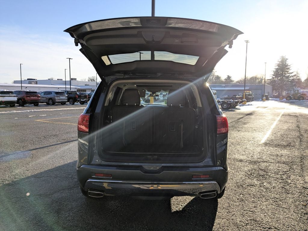 2019 GMC Acadia Denali