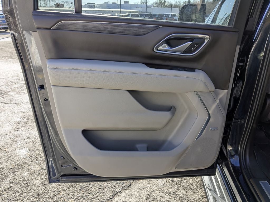 2022 GMC Yukon XL SLT