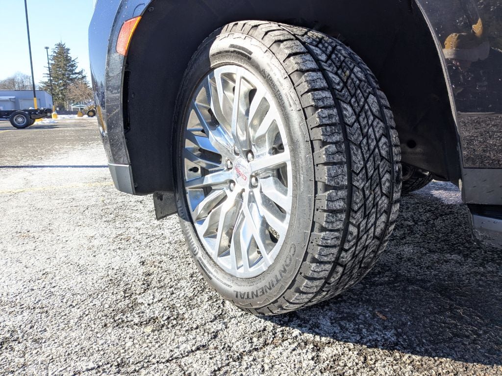 2022 GMC Yukon XL SLT