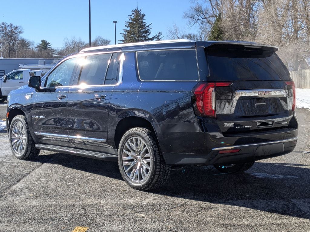 2022 GMC Yukon XL SLT