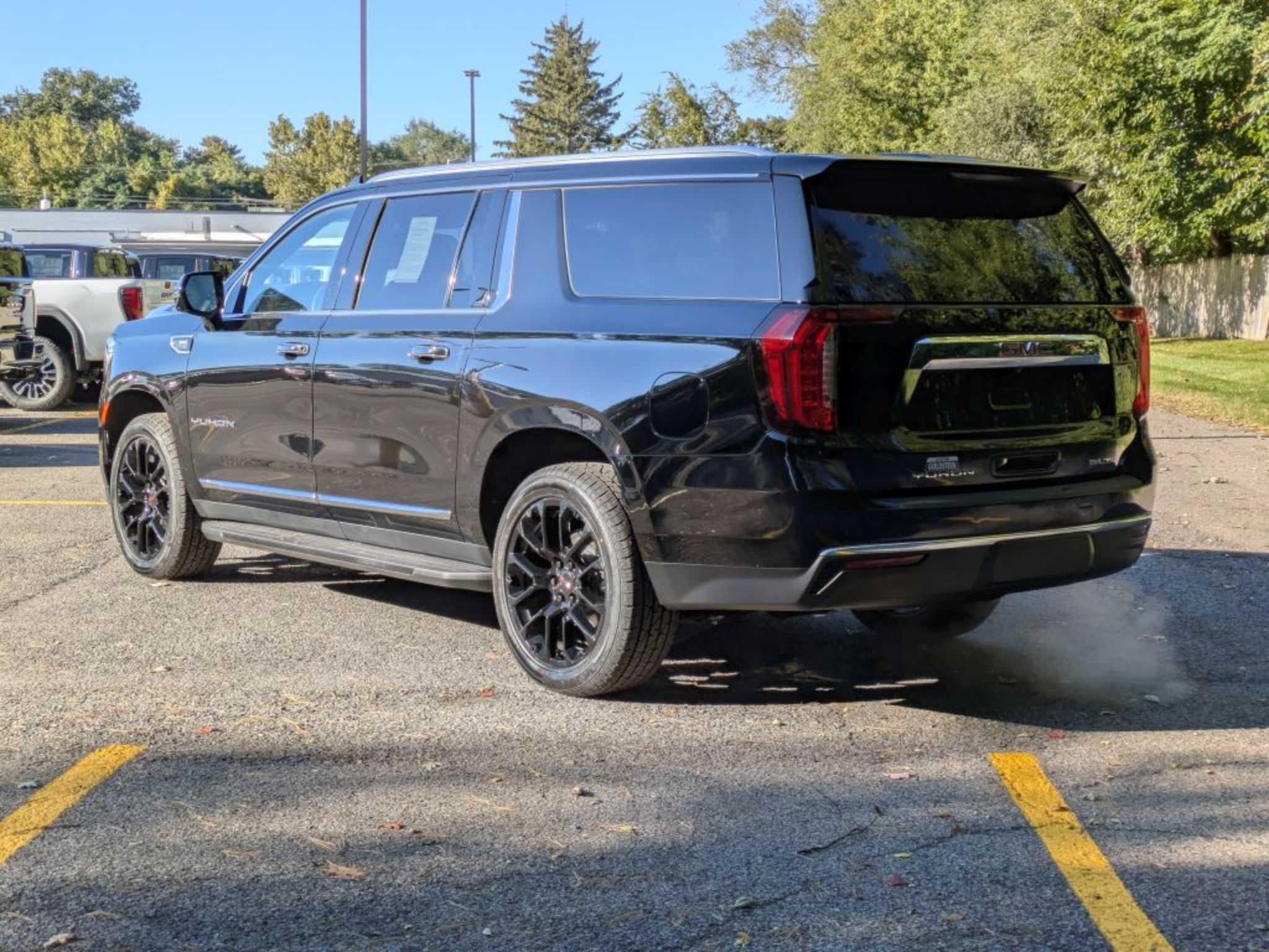 2022 GMC Yukon XL SLT