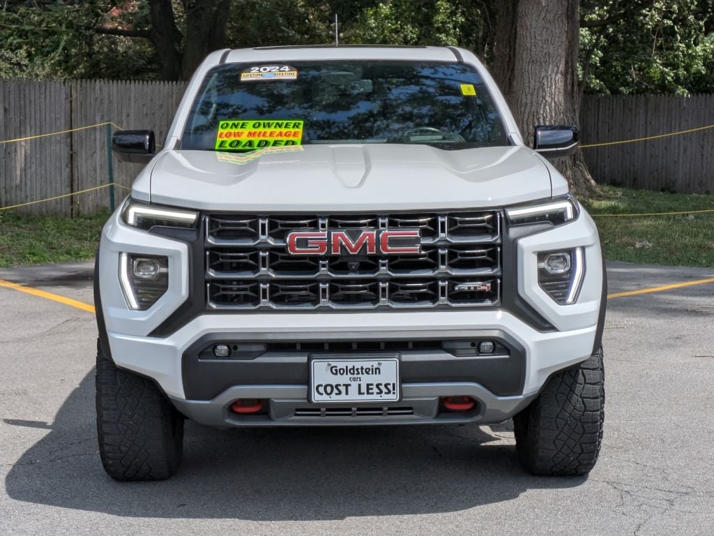 2024 GMC Canyon AT4