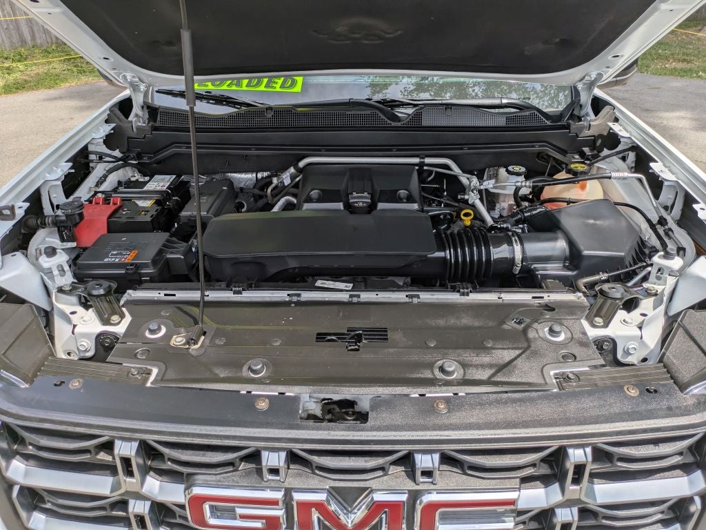 2024 GMC Canyon AT4