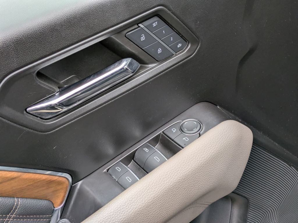 2024 GMC Canyon Denali