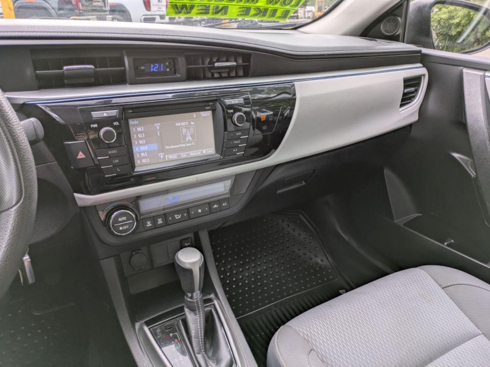 2016 Toyota Corolla LE