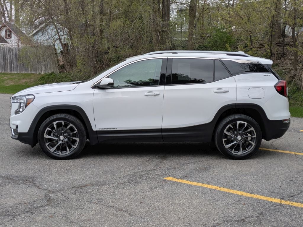 2022 GMC Terrain SLT