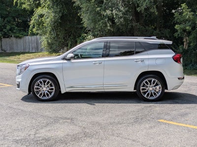 2023 GMC Terrain Denali