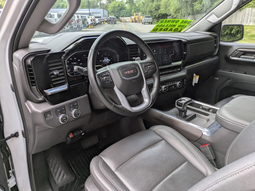 2023 GMC Sierra 1500 SLT