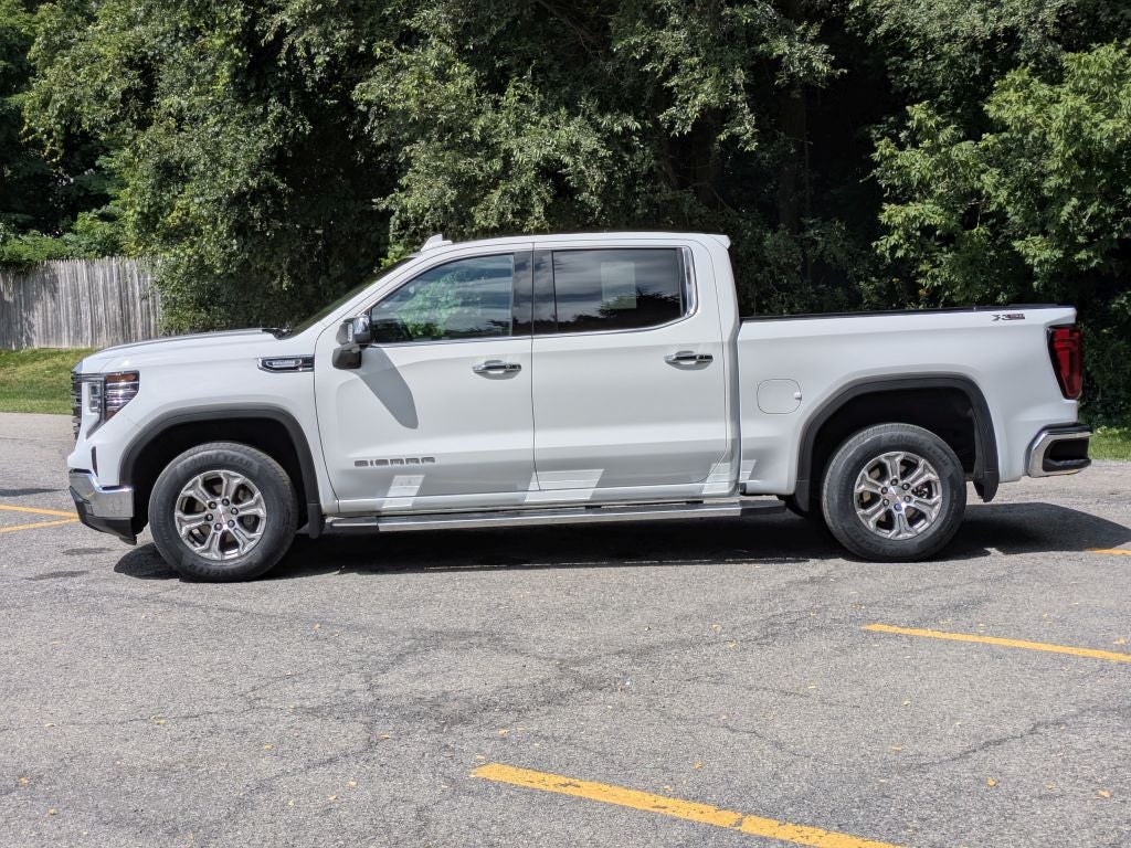 2023 GMC Sierra 1500 SLT