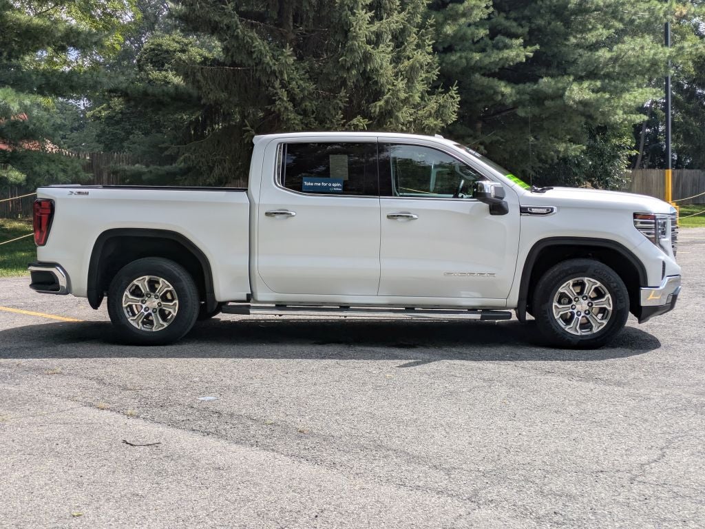 2023 GMC Sierra 1500 SLT