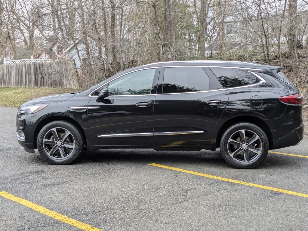 2020 Buick Enclave Essence