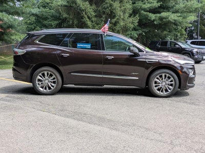 2022 Buick Enclave Avenir