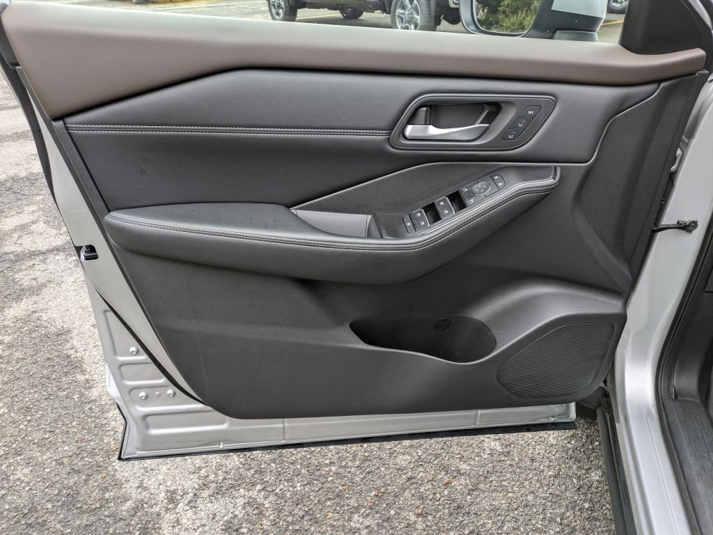 2022 Nissan Rogue SL Intelligent AWD