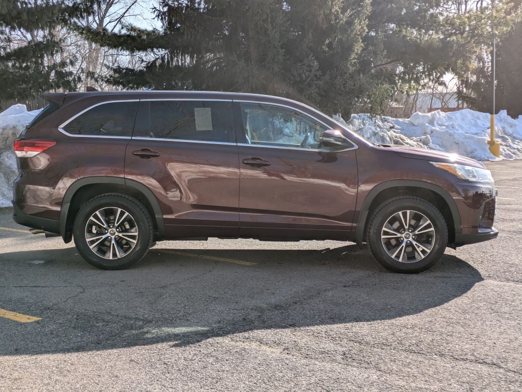 2017 Toyota Highlander LE Plus
