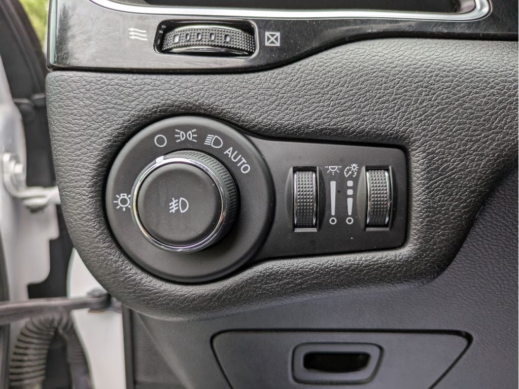 2019 Jeep Cherokee Altitude