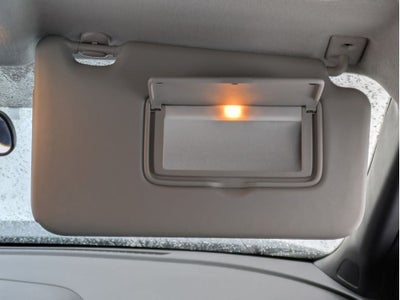 2022 Nissan Kicks SR