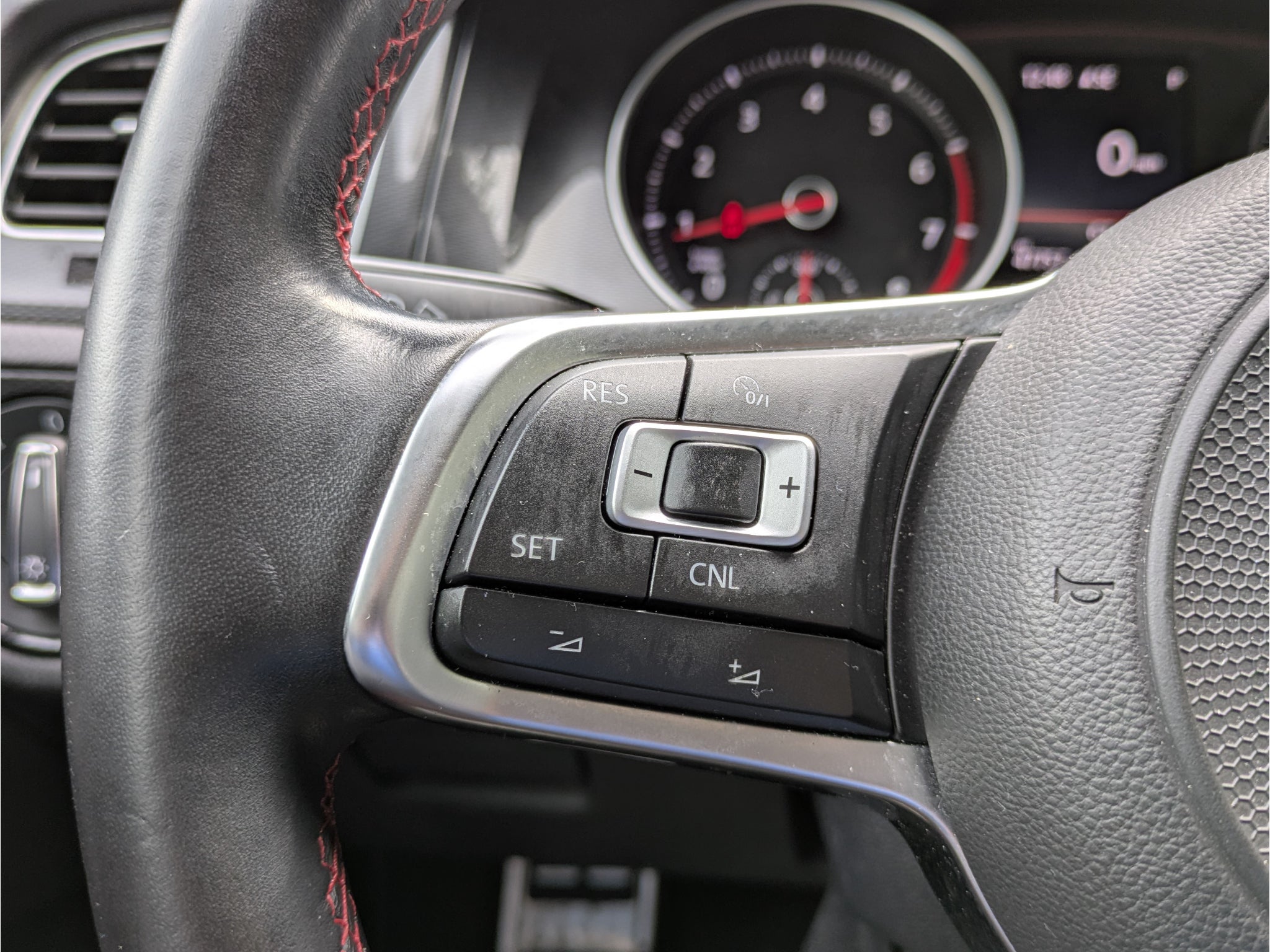 2017 Volkswagen Golf GTI SE
