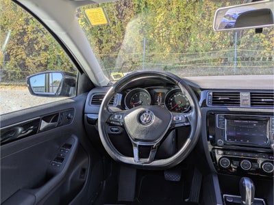 2017 Volkswagen Jetta 1.8T SEL