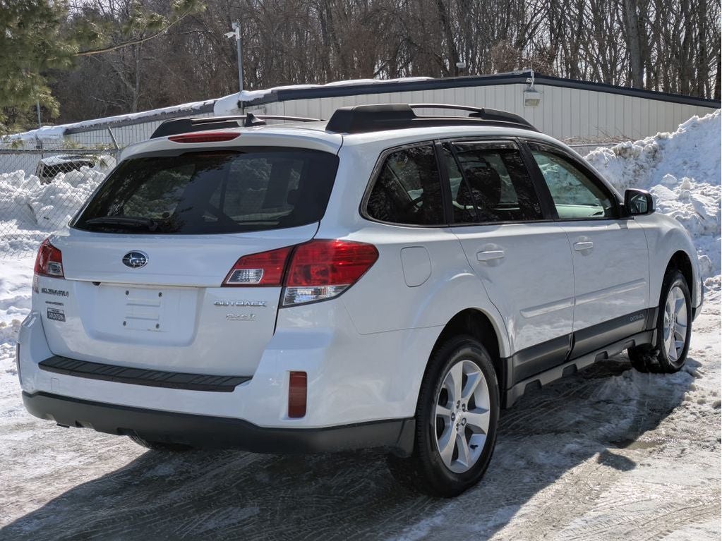 2013 Subaru Outback 2.5i Limited