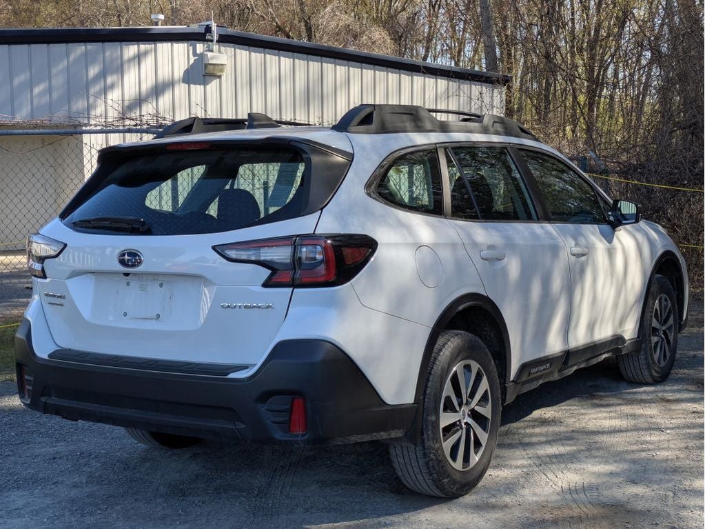 2021 Subaru Outback Base