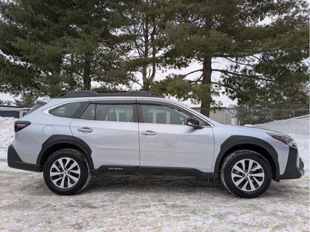 2025 Subaru Outback Base