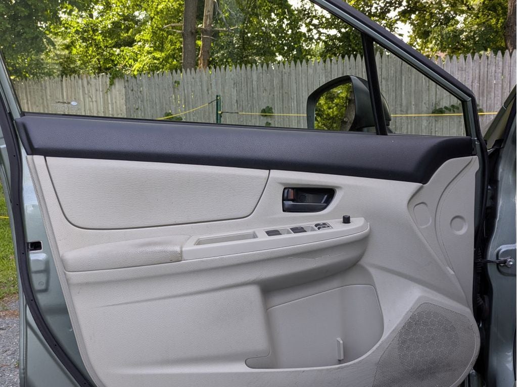 2014 Subaru Impreza 2.0i (CVT)