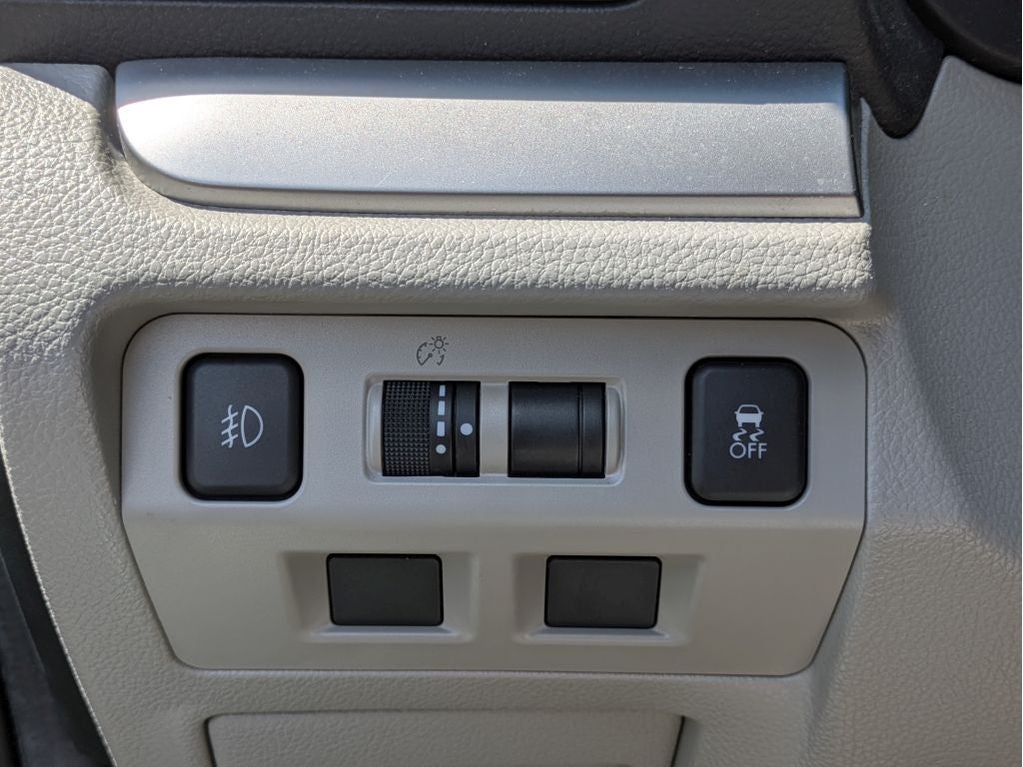 2018 Subaru Forester 2.5i (M6)