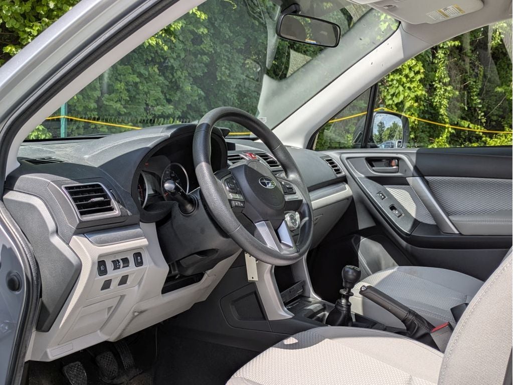 2018 Subaru Forester 2.5i (M6)