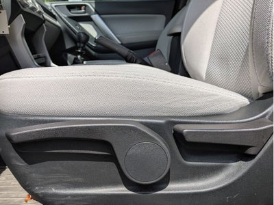 2018 Subaru Forester 2.5i (M6)