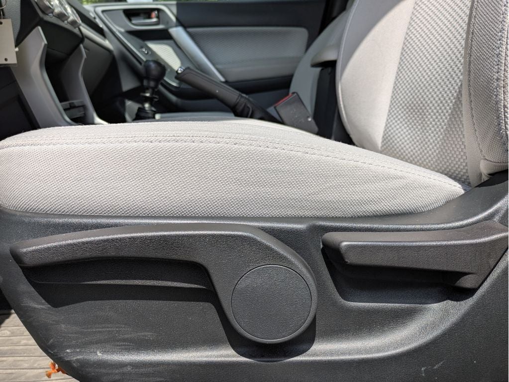 2018 Subaru Forester 2.5i (M6)