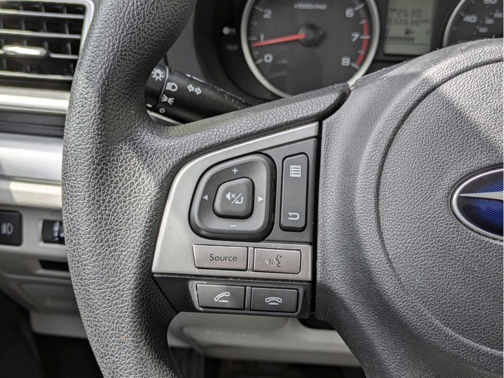 2018 Subaru Forester 2.5i (M6)