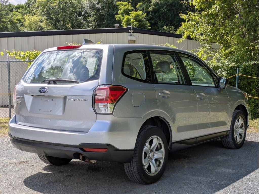 2018 Subaru Forester 2.5i (M6)