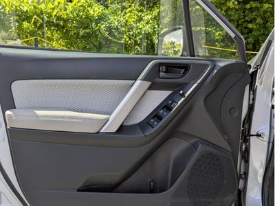2018 Subaru Forester 2.5i (M6)