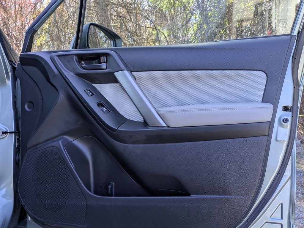 2018 Subaru Forester 2.5i (CVT)