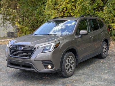2023 Subaru Forester Premium