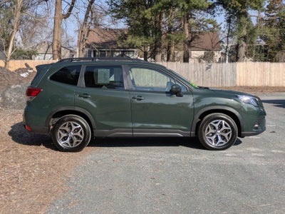 2023 Subaru Forester Premium