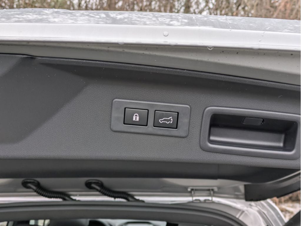 2025 Subaru Forester Hybrid Premium Hybrid