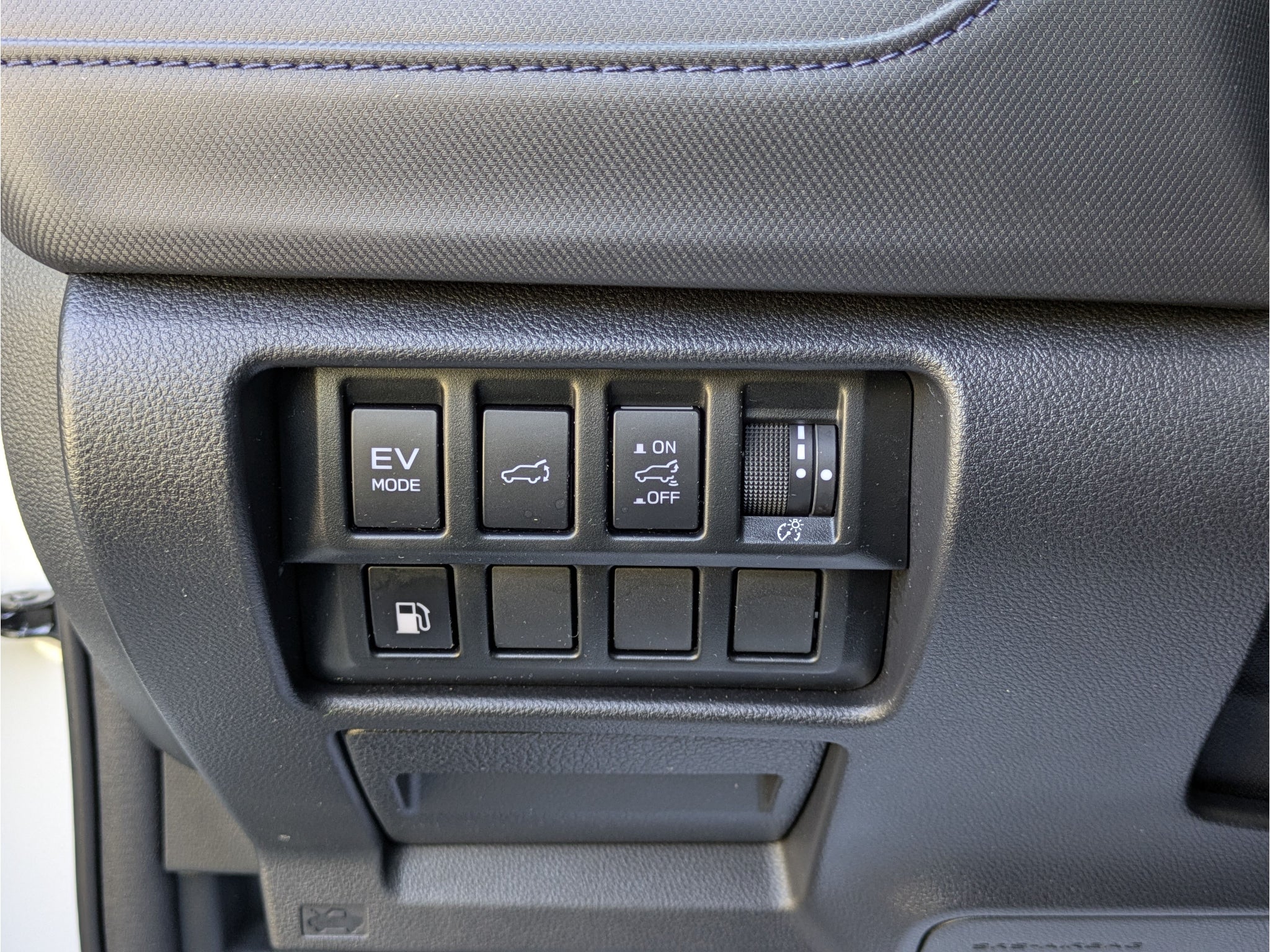 2025 Subaru Forester Hybrid Limited Hybrid