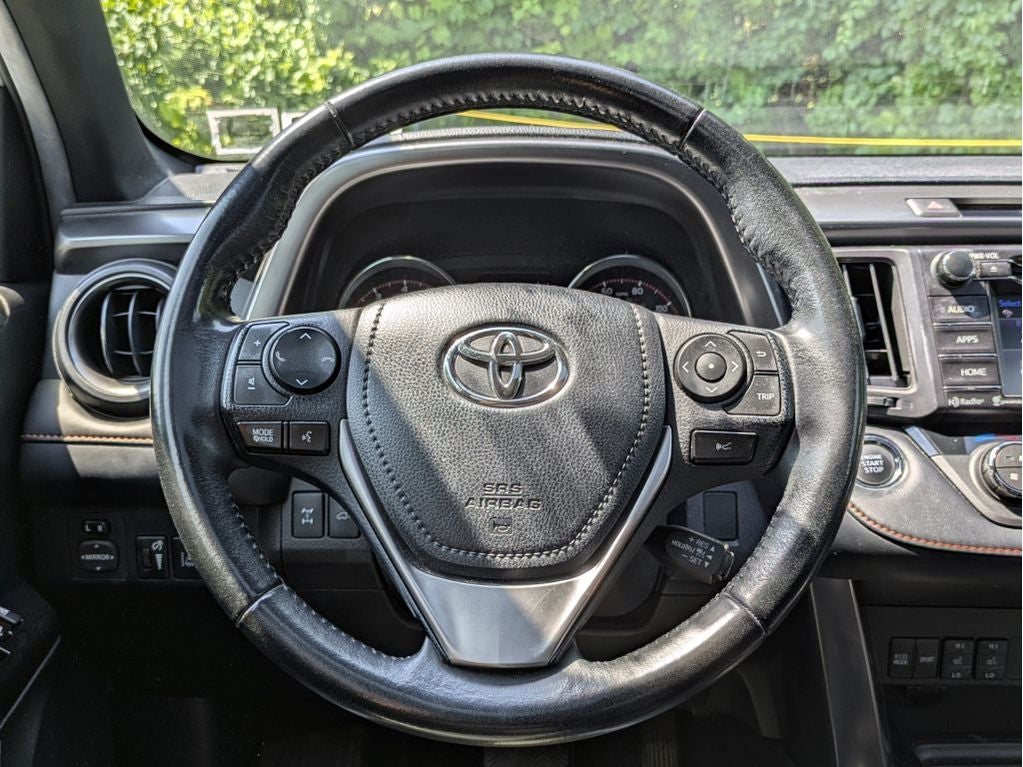 2017 Toyota RAV4 SE