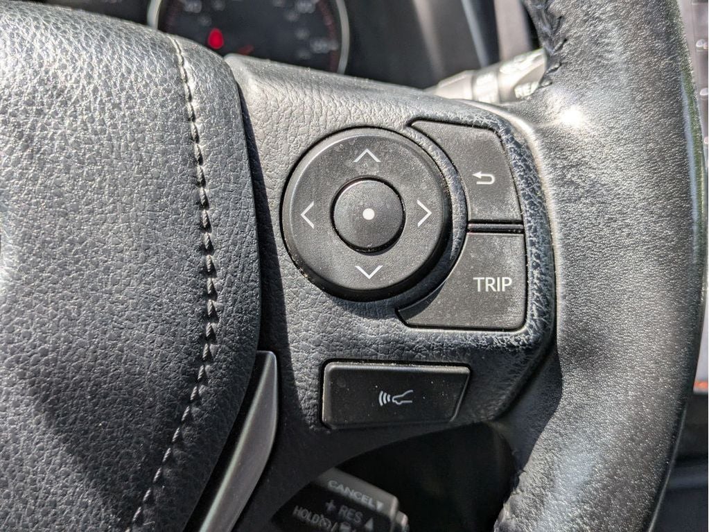 2017 Toyota RAV4 SE