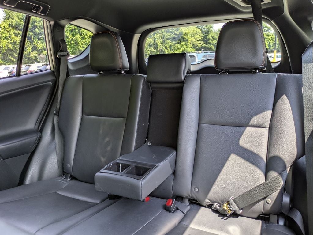 2017 Toyota RAV4 SE