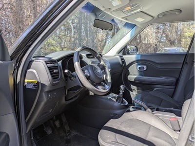 2015 Kia Soul Base