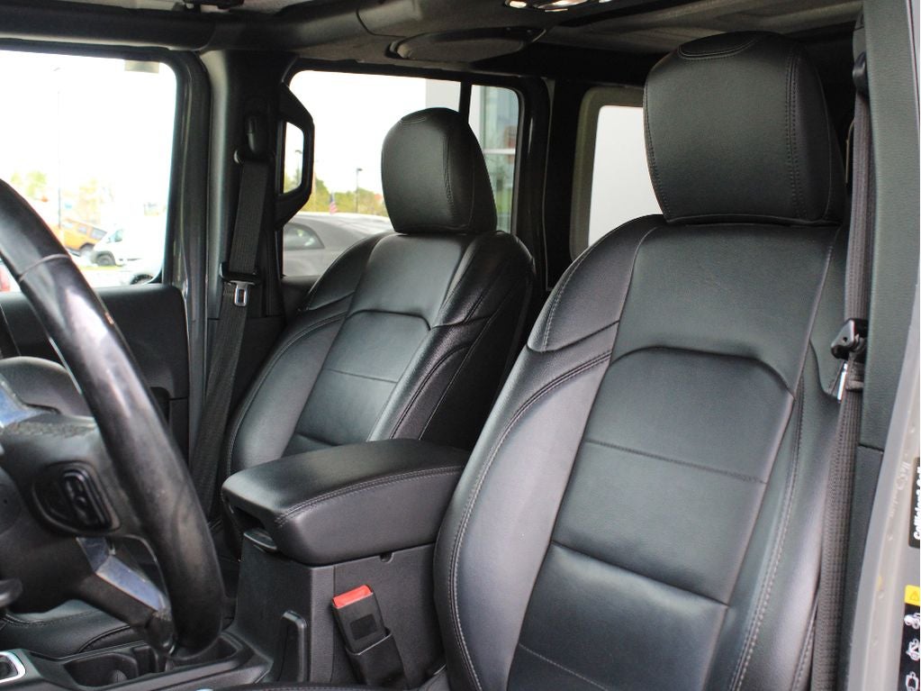 2021 Jeep Wrangler Unlimited Unlimited Sahara Altitude