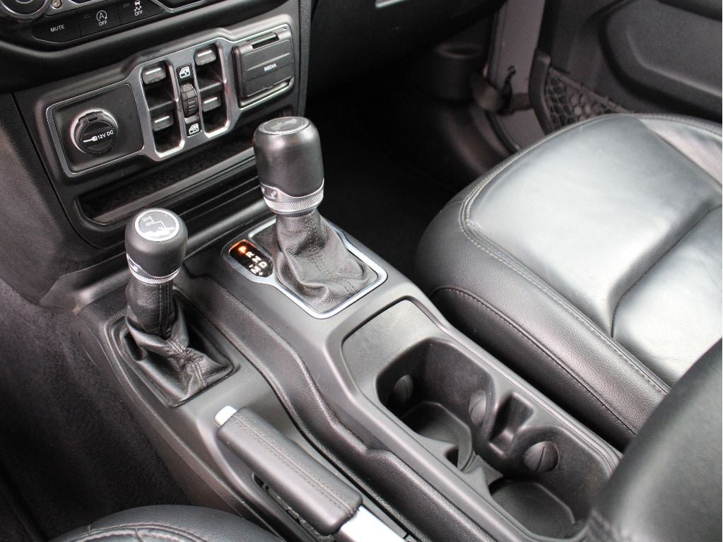 2021 Jeep Wrangler Unlimited Unlimited Sahara Altitude